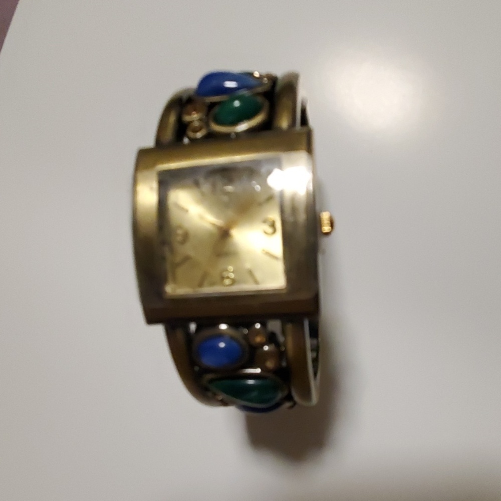 CUFF WATCH